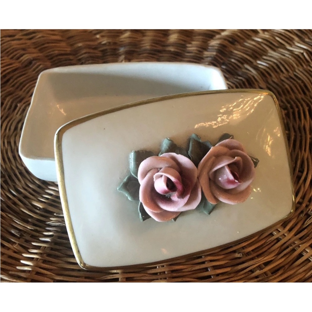 Vintage AJ Uffrecht Bone China Trinket Box Pink Rose Gold Leaf Trim Germany